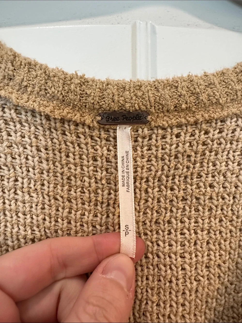 Free People Cropped V-Neck Sweater in Light Tan